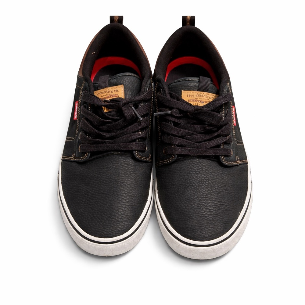 Levi’s Comfort Men’s Black & Red Low-Top Skate Sneakers 9.5